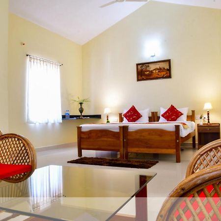 Cauvery Suites 马迪凯里 外观 照片