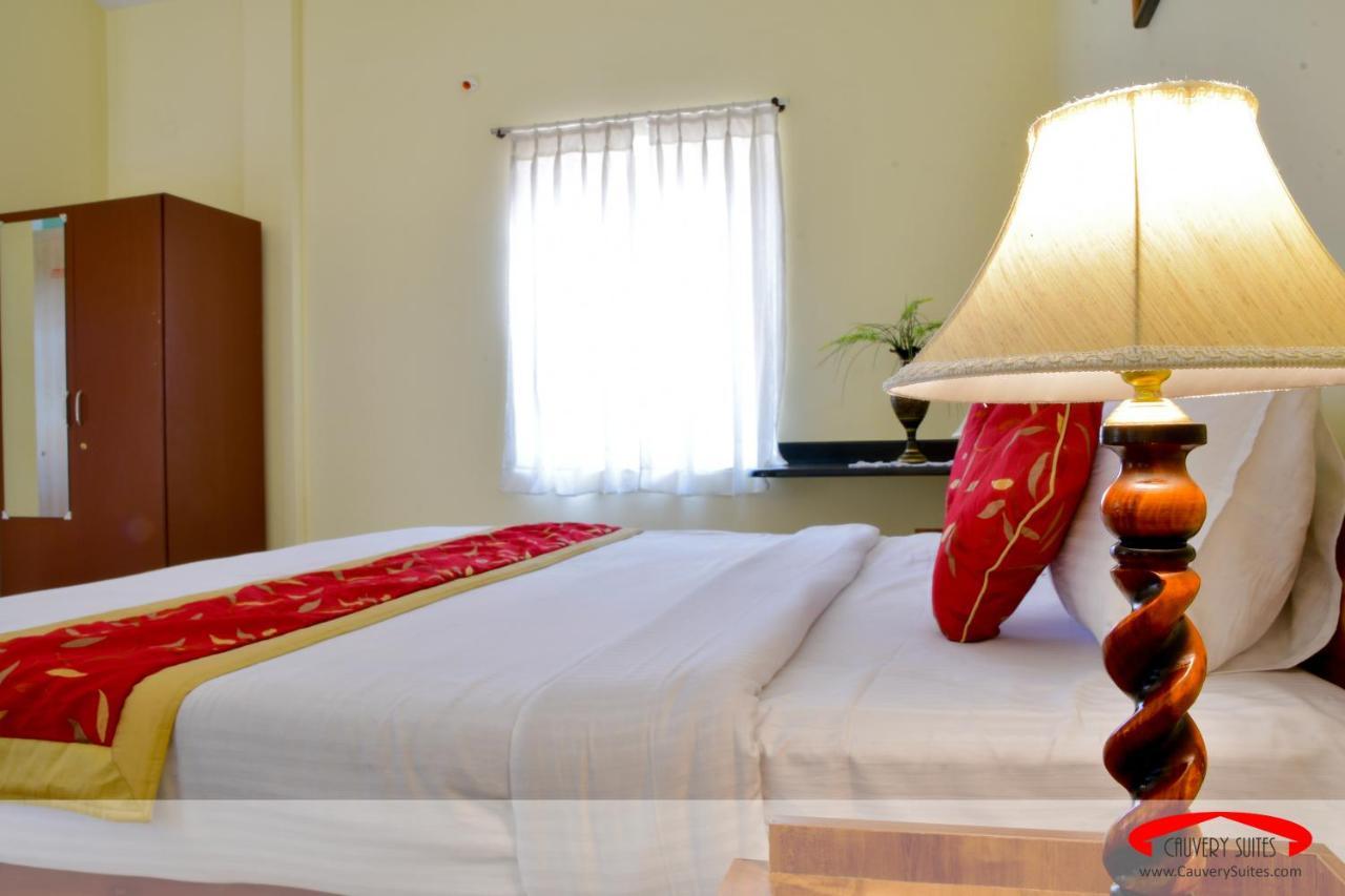 Cauvery Suites 马迪凯里 外观 照片